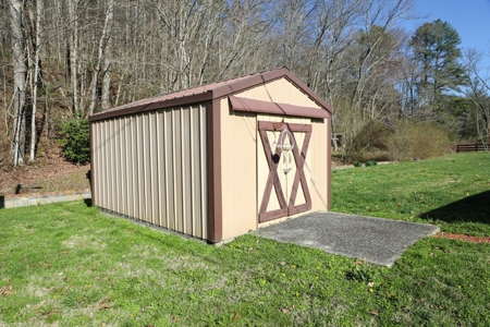 Home for auction in Liberty KY - 3BR 2 BA 1,984 SQ FT - image 14