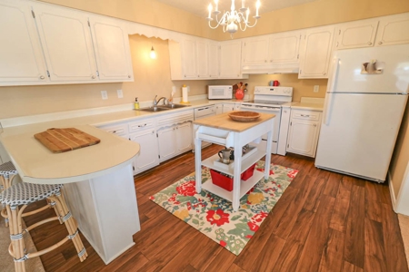 Home for auction in Liberty KY - 3BR 2 BA 1,984 SQ FT - image 24
