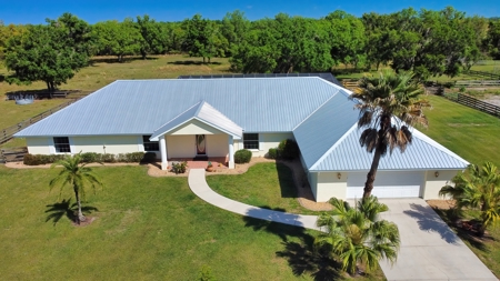 4 BR 3 BA home on 10+ acres in Arcadia, FL! - image 1