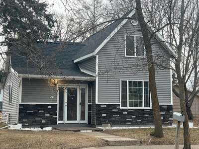 Milaca "Fixer Upper" For Sale - image 1