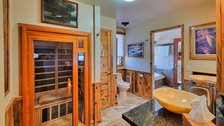 Luxury Mountain Home in Ocean View, Hawaii for Sale! - image 13