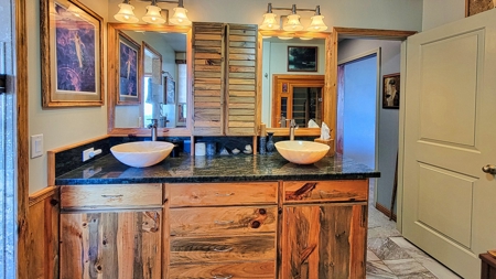 Luxury Mountain Home in Ocean View, Hawaii for Sale! - image 14