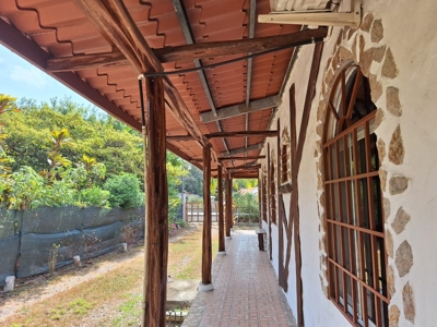 3 bedroom house on the Main road to Chigoré - image 18