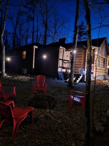 Rustic Cabin - Ouachita National Forest - image 34