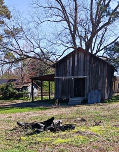 1.3 Acre Plot with Barn, Fencing, Chesterfield South Carolin - image 9