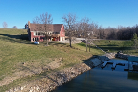Lake Thunderhead Home for Sale | 4BR Waterfront in Unionville MO - image 9
