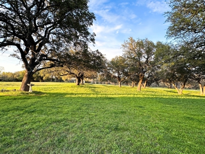 Rancho Roble: A Luxurious Countryside Retreat - image 44