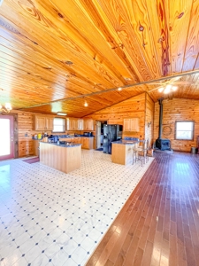 Log Style Home With Acreage For Sale Near Van Buren Missouri - image 3