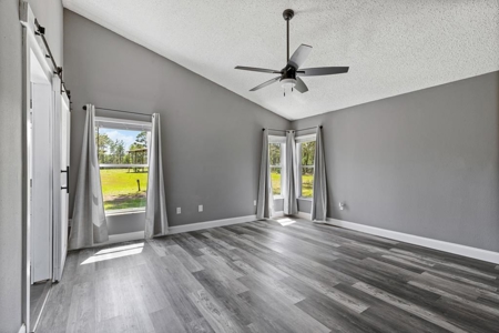 Morriston FL Fully Remodeled Home in Country Setting 5+ acre - image 13