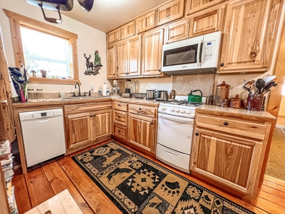 Private Mountain Home For Sale On Acreage Central Montana - image 22