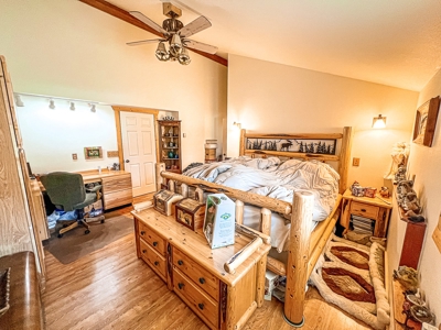 Private Mountain Home For Sale On Acreage Central Montana - image 19