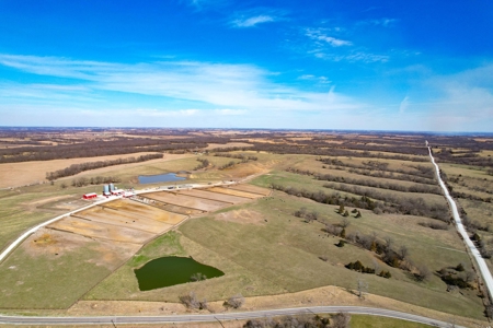 Grace Farms Tract 9 - 338 Acres, Pasture with Feedlot - image 9
