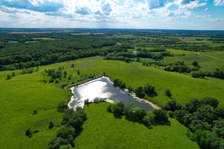 182 Acres, Pasture, Gentry County Missouri - image 9