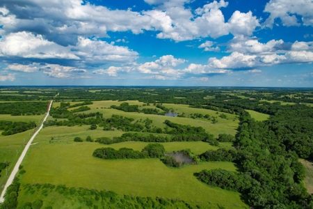 182 Acres, Pasture, Gentry County Missouri - image 5