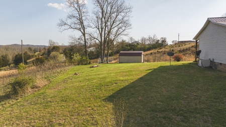 3 Bedroom Country Home on 6 Acres in Bulls Gap, Tennessee - image 5