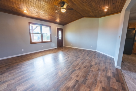 3 Bedroom Country Home on 6 Acres in Bulls Gap, Tennessee - image 28