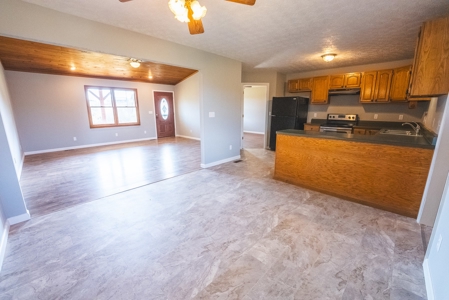 3 Bedroom Country Home on 6 Acres in Bulls Gap, Tennessee - image 36