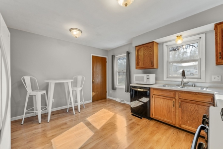 Charming 3 Bedroom in Baraboo WI - image 13