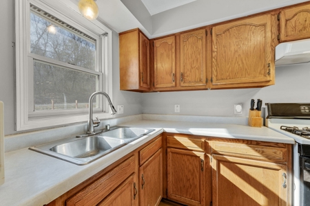 Charming 3 Bedroom in Baraboo WI - image 11