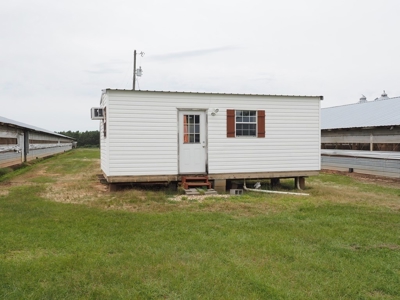 6 House Poultry Broiler Farm for Sale South MS - image 45
