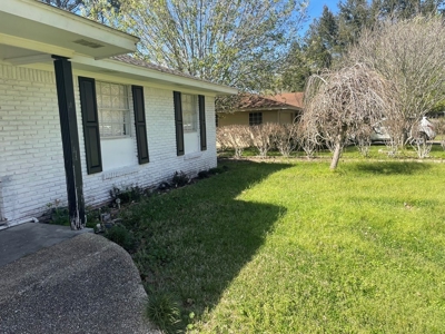 Home in The Heart of The City- Monticello, MS - image 6