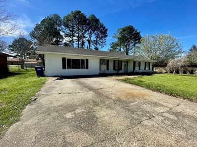Home in The Heart of The City- Monticello, MS - image 25