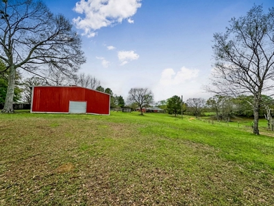Custom Home on 50ac for Sale in Southeast LA - image 36