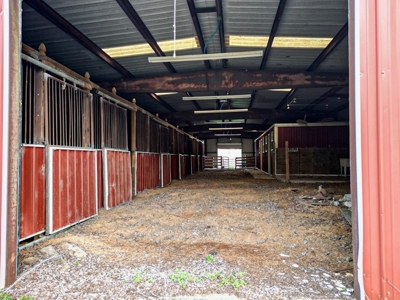 Custom Home on 50ac for Sale in Southeast LA - image 46