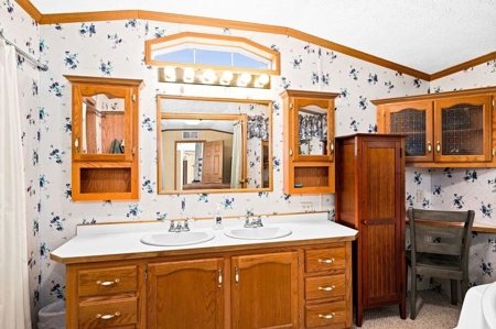 Manufactured Home in 55+ Community For Sale in Sturgeon Lake - image 17