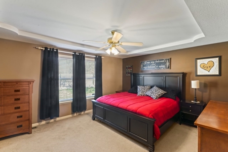 Lee’s Summit MO Home For Sale - image 16