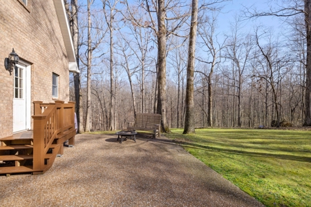 Serene Country Estate on 7 Acres: A Blend of Rustic Charm - image 32