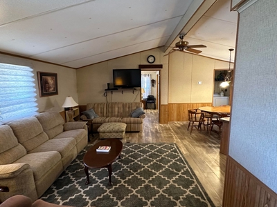 Lakeview Home in Byrdstown, Tennessee - image 14