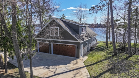 Big Silver Lake Home for Sale in Wautoma, WI - image 9