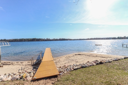 Big Silver Lake Home for Sale in Wautoma, WI - image 14