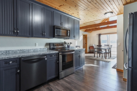 Big Silver Lake Home for Sale in Wautoma, WI - image 17