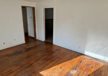 Home For Sale In Miami, Oklahoma - image 3