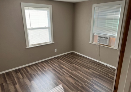 Home For Sale In Miami, Oklahoma - image 4