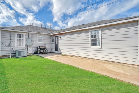 Home For Sale In Sayre, Oklahoma - image 29