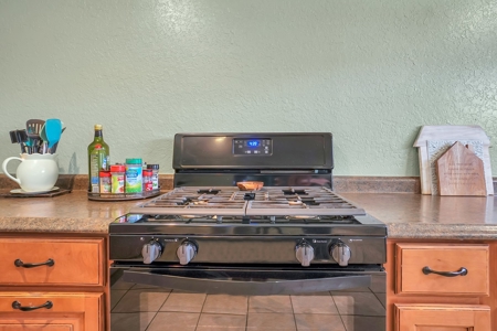 Home For Sale In Sayre, Oklahoma - image 13