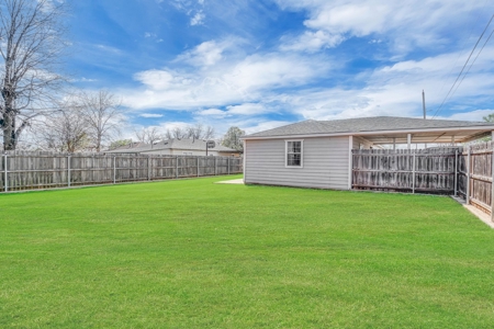 Home For Sale In Sayre, Oklahoma - image 32