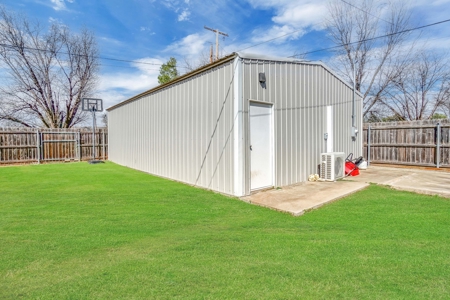 Home For Sale In Sayre, Oklahoma - image 33