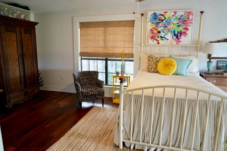 Country Home and Pastureland for Sale in Southwest MS - image 15