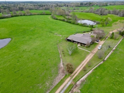 Country Home and Pastureland for Sale in Southwest MS - image 1
