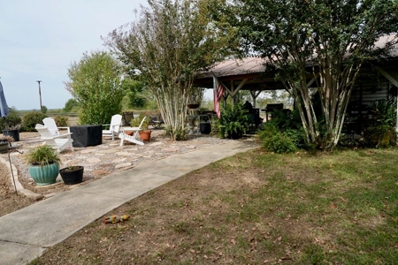 Country Home and Pastureland for Sale in Southwest MS - image 23