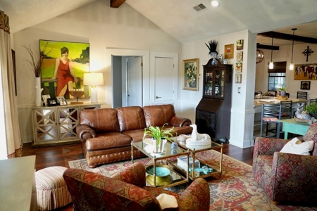 Country Home and Pastureland for Sale in Southwest MS - image 10