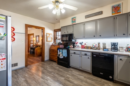 3 Bedroom Tudor Style Home in Harlan, Iowa With Garage - image 13