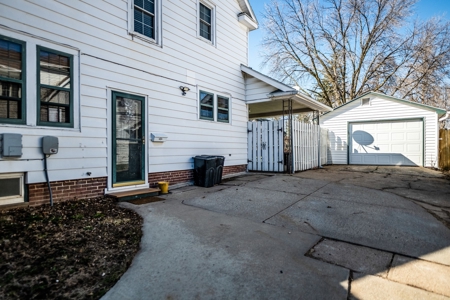 3 Bedroom Tudor Style Home in Harlan, Iowa With Garage - image 31