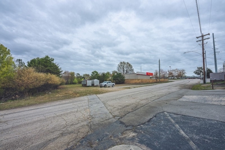 Offering 3 - Residential Building Site for Sale in Danville - image 2