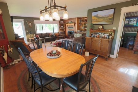 Property For Sale 2 Homes and Wedding or Event Venue Business - image 23
