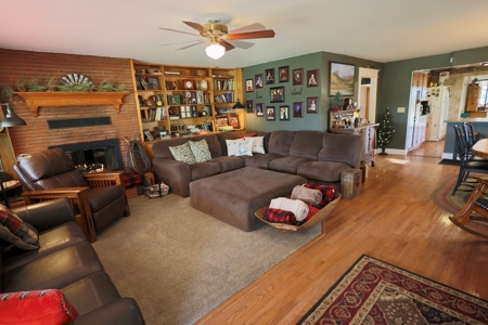 Property For Sale 2 Homes and Wedding or Event Venue Business - image 22